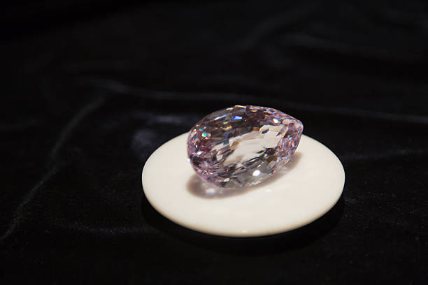 Famous Historic Diamonds - Taylor-Burton Diamond